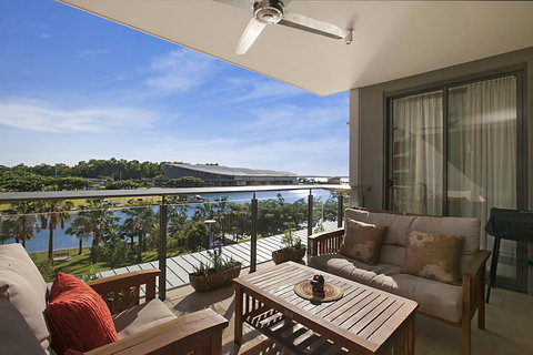 Saltwater Suites - 1,2 & 3 Bed Waterfront Apartments - Accommodation Search 2