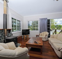 Samford Lakes - Accommodation Search