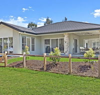Santa Ana Retreat - Accommodation Search