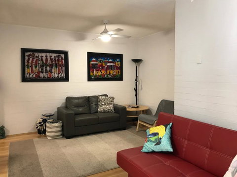 Santa Monica Apartment - Accommodation Search 2