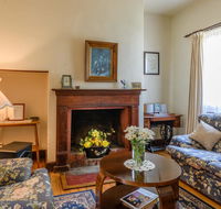 Sargeants  Armoury Cottages 1823 - Accommodation Search