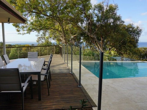 Scribbly Gums - Rainbow Beach, Ocean-front Spacious Home With Pool - Accommodation Search 0