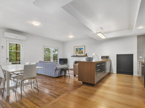 SEA CORNER - Anglesea - Accommodation Search 1
