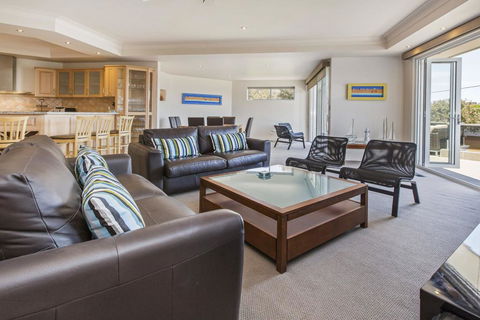SEA GRANGE - MORNINGTON - Accommodation Search 3