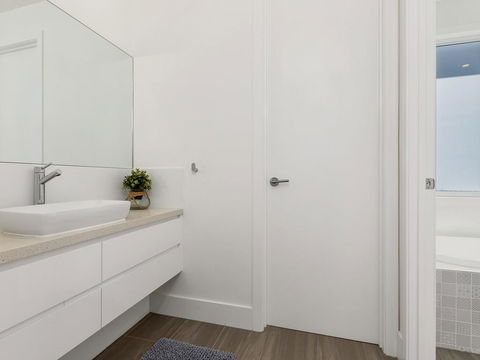 SEA SHELLS ON SEASIDE - Accommodation Search 1