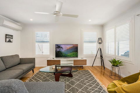 Seadrift 31 On Browning Street - Accommodation Search 2