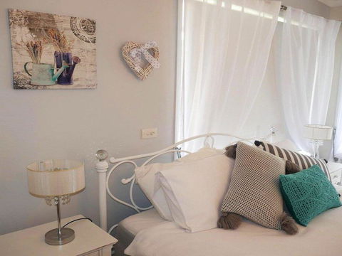Sealark - Views Of The Bay - Accommodation Search 3