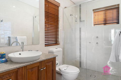 Seamist - Accommodation Search 3
