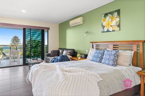 Seamist - Accommodation Search 2