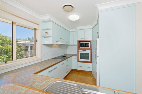 SEASCAPE - An Enticing Lakeside Escape - Accommodation Search 2