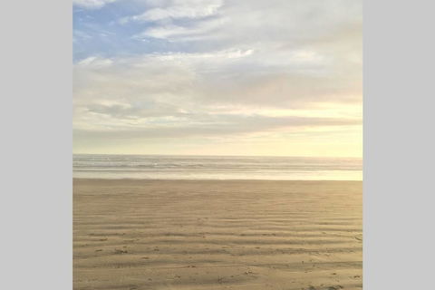 Sensational Ocean Views Only 200m Goolwa Beach - Accommodation Search 3