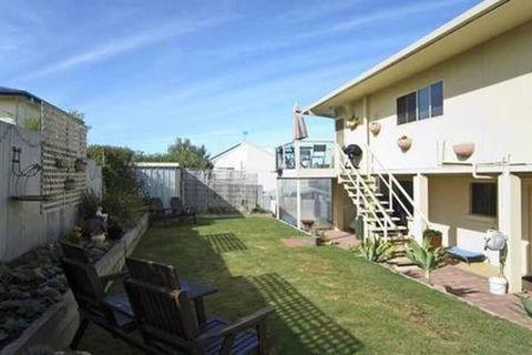 Sensational Ocean Views Only 200m Goolwa Beach - Accommodation Search 2