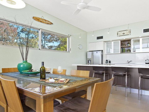 Serene - Spacious Air Conditioned Accommodation - Accommodation Search 1