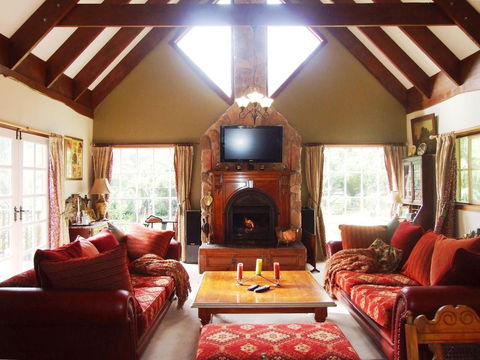 Shakespeare's Wilderness Chalet - Accommodation Search 1