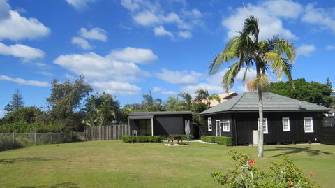Shirley Street Beachhouses - Accommodation Search 2