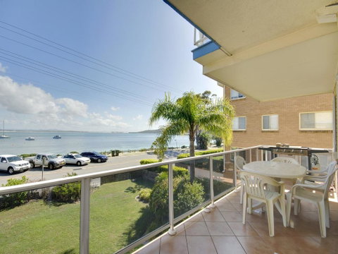 Shoal Bay Road, Castaways, Unit 04, 17 - Accommodation Search 0