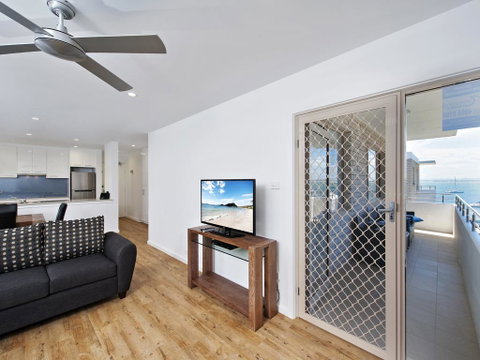 Shoal Bay Road, Del Rae, Unit 18, 25 - Accommodation Search 3