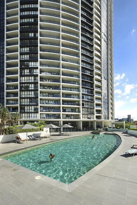 Sierra Grand Broadbeach - Accommodation Search 3