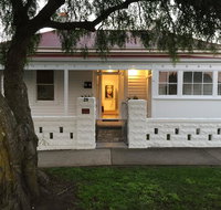 Signature on Gunn - Accommodation Search
