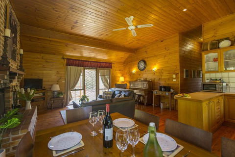 Silky Oak Cottage - Accommodation Search 2