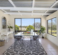 Silky Oak Cottage - cosy with country views - Accommodation Search