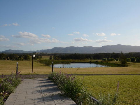 Silver Springs Estate 4br House + 6br House With Wifi, Pool. Fireplace, Views, Olives And Space - Accommodation Search 2
