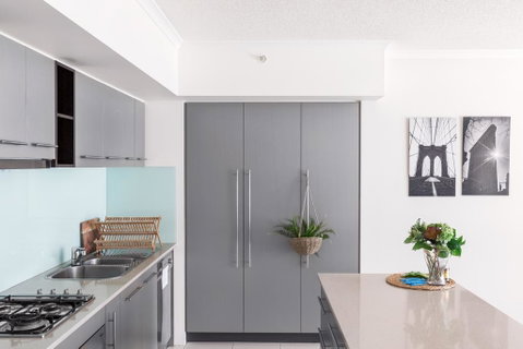 Sky River CBD Apartment - Accommodation Search 2