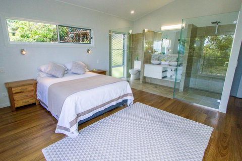 Slipaway - Accommodation Search 1