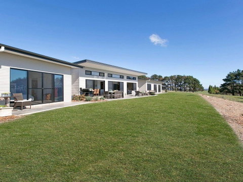Somerton Ridge - The Perfect Rural Retreat - Accommodation Search 0