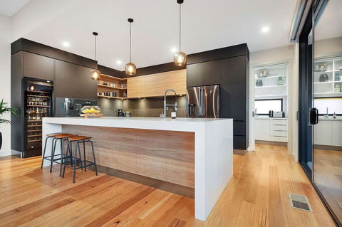 Sorrento Luxury Home - Accommodation Search 2