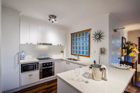 South Pacific Resort & Spa Noosa - Accommodation Search 0