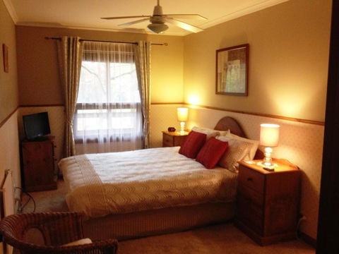 Southern Vales Bed & Breakfast - Accommodation Search 0