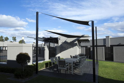 Southgate - Accommodation Search 3