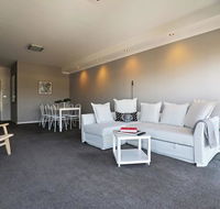 Spacious 2 Bedroom Apartment in Melbourne's Southbank - Accommodation Search