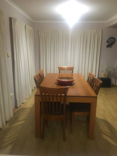 Spacious And Central To CBD - Accommodation Search 2