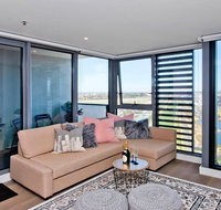 Spectacular Private Balcony Views with Pool - Accommodation Search
