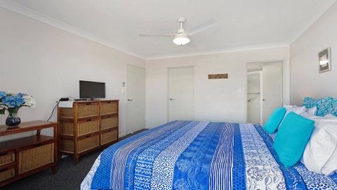 Spinnaker 102 - On The Lake! - Accommodation Search 3