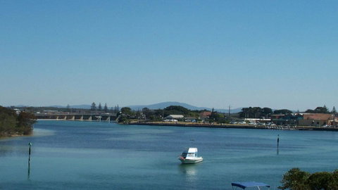 Spinnaker 102 - On The Lake! - Accommodation Search 1