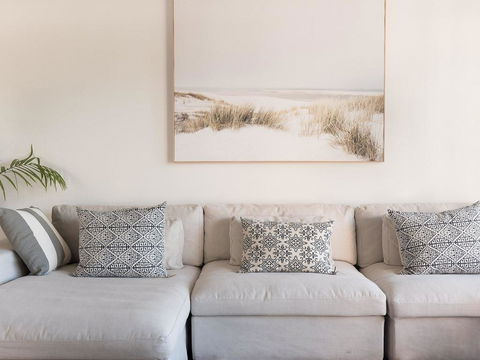 Spinnakers Waterfront - Accommodation Search 3