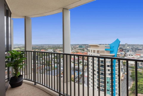 SPIRE - Fast Internet Monthly Stays W Carpark - Accommodation Search 3