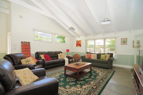 Spring Grove Dairy - Picturesque Views! - Accommodation Search 3