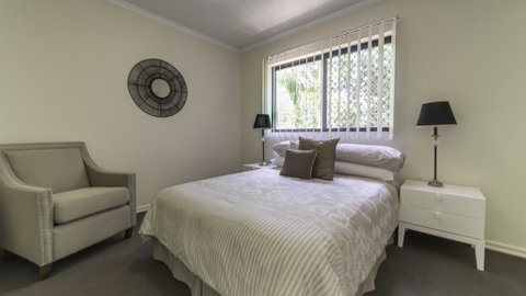 Spring Hill With Pool - Accommodation Search 0
