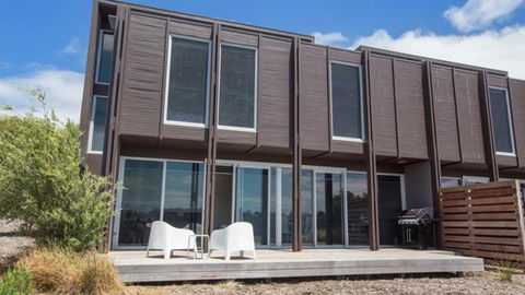 ST ANDREWS BEACH APARTMENT 4.02 - Accommodation Search 2