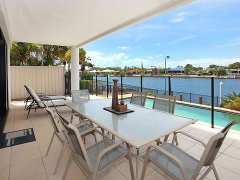 St Lucia 11 - 4 BDRM Canal Home With Pool - Accommodation Search 0