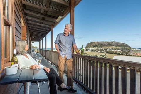 Stanley Seaview Inn - Accommodation Search 0