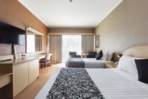 Statesman Hotel - Accommodation Search 0