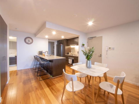 Stawealth Westside Apartments - Accommodation Search 3