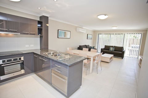 Stonewood Villas - Accommodation Search 0