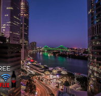Story Bridge/River Views  Pool Gym Netflix Carpark - Accommodation Search