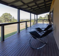 Studio 165 Hidden Gem on 50 acres with bay views - Accommodation Search